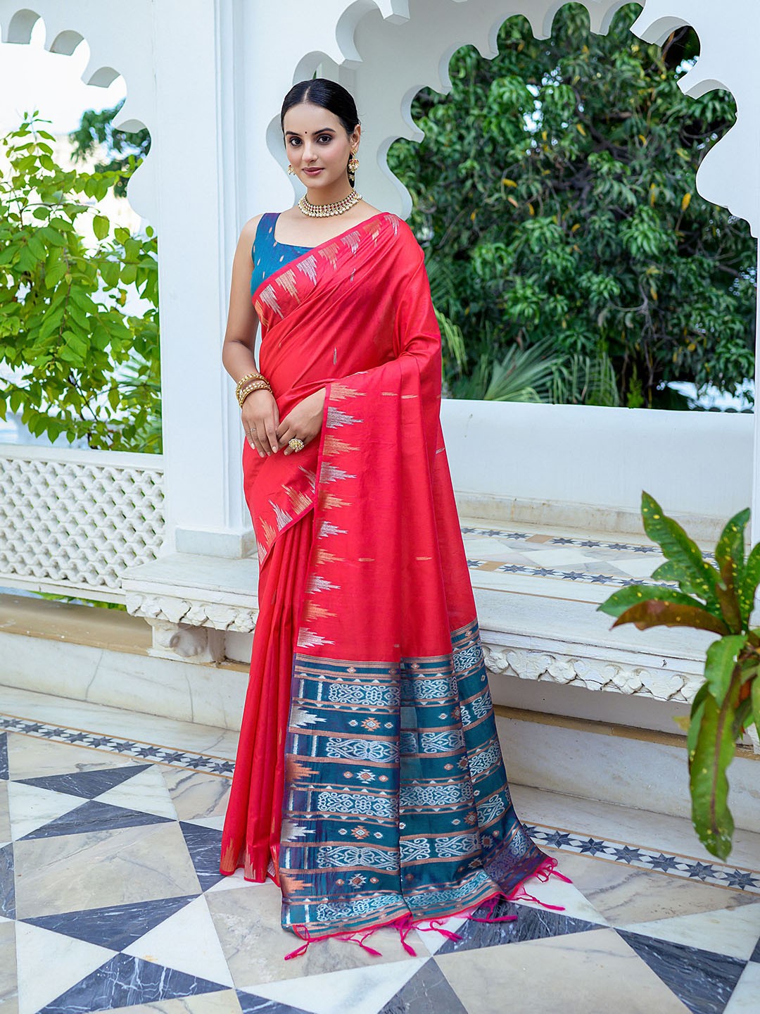 

Anouk Woven Design Designer Banarasi Saree, Red