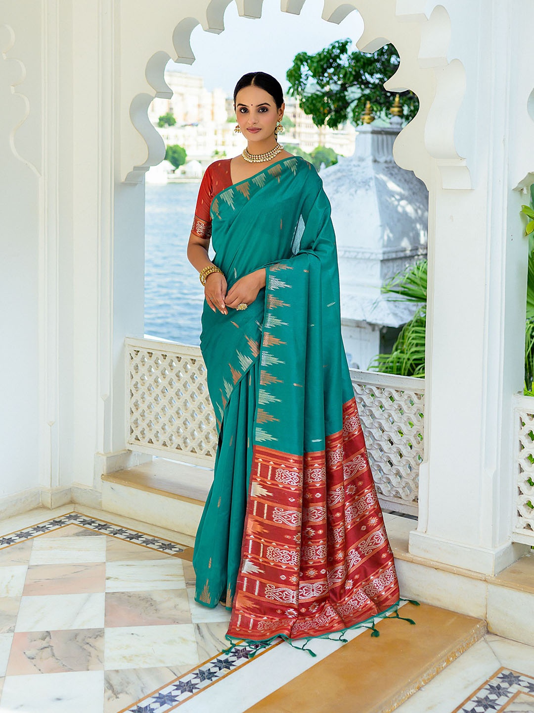 

Anouk Woven Design Zari Banarasi Saree, Teal