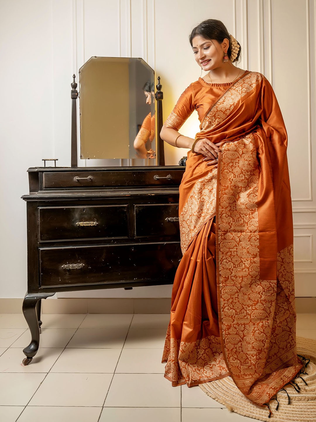 

Anouk Woven Design Designer Banarasi Saree, Rust
