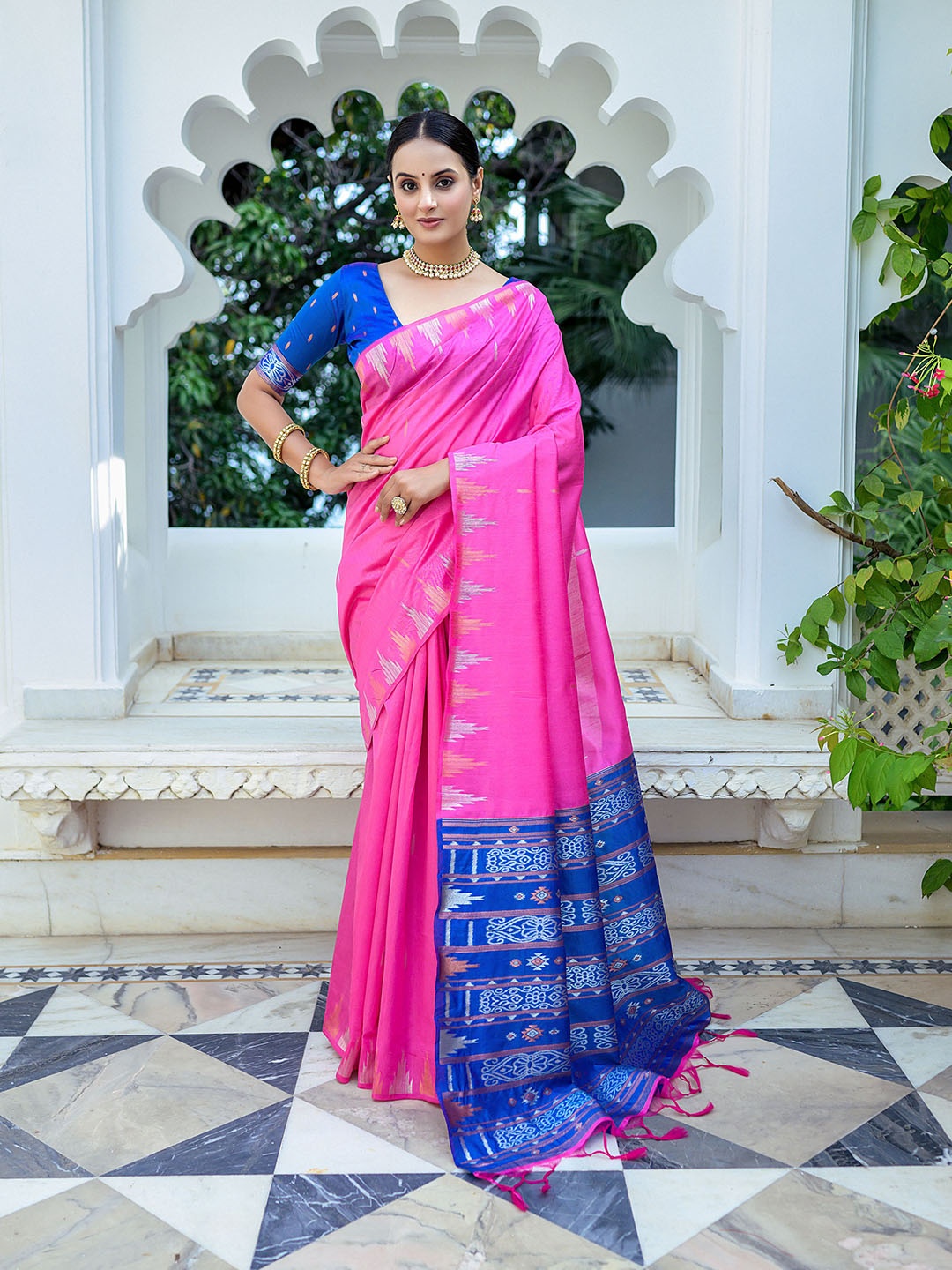 

Anouk Woven Design Designer Banarasi Saree, Pink