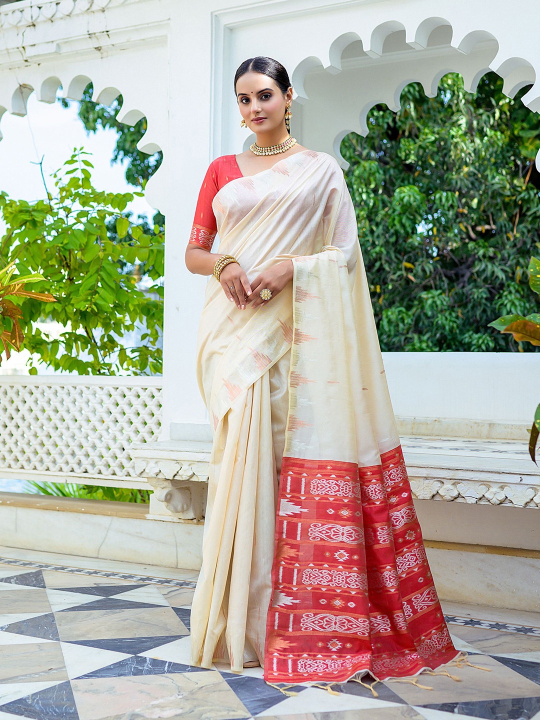 

Anouk Woven Design Zari Banarasi Saree, Cream