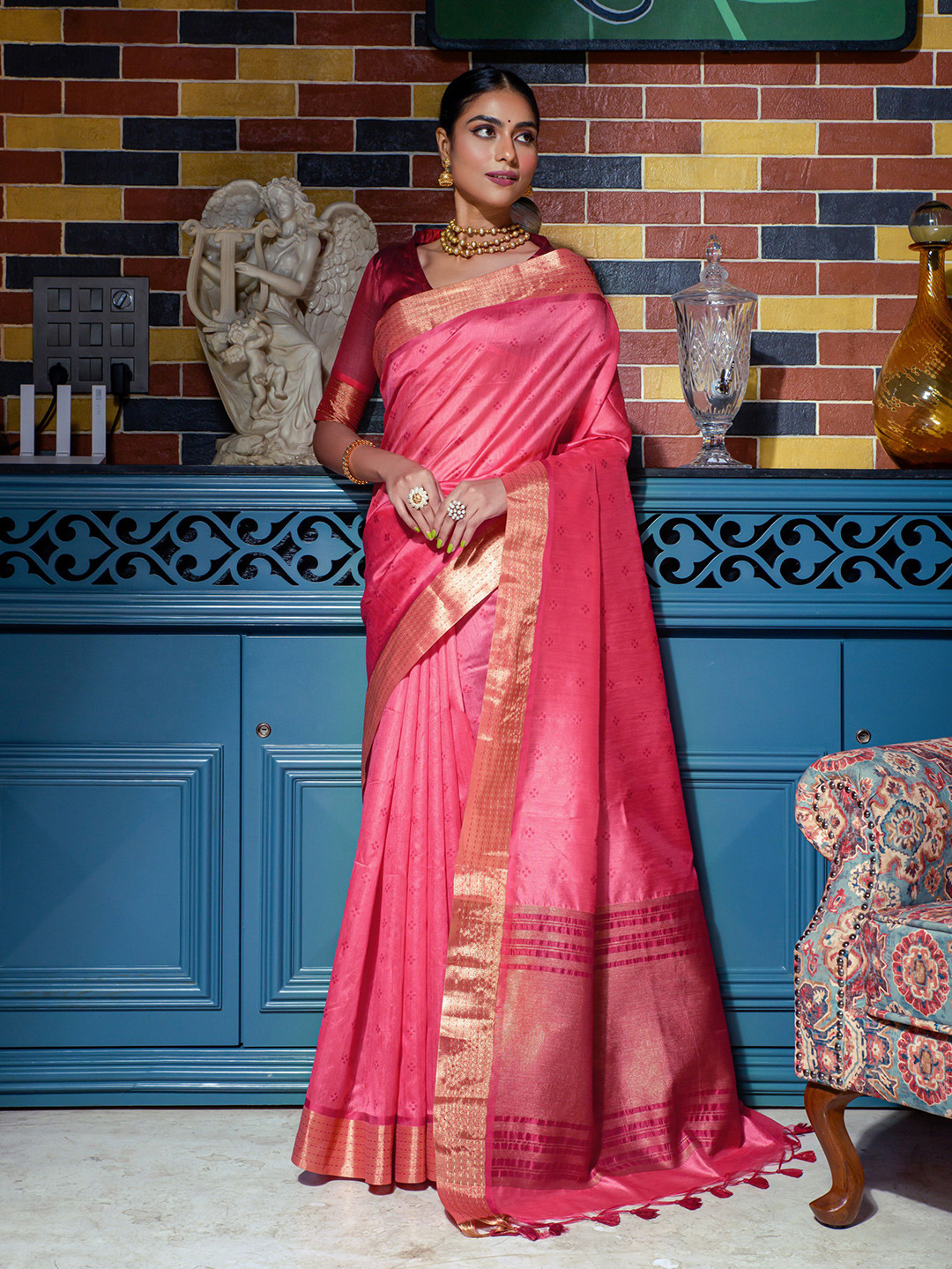 

Anouk Woven Design Designer Banarasi Saree, Pink