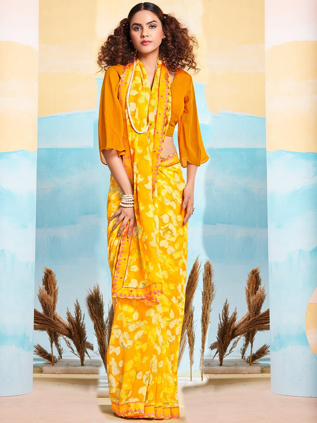 

SANSKAR Floral Printed Saree, Yellow