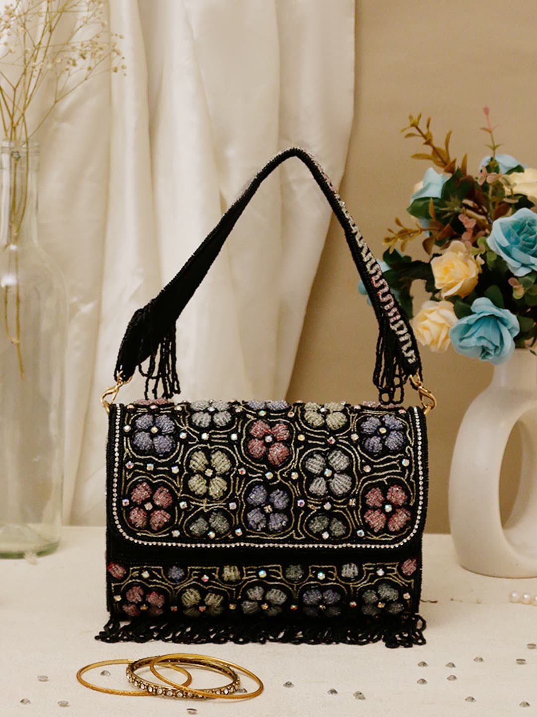

Swisni Embellished Purse Clutch, Black