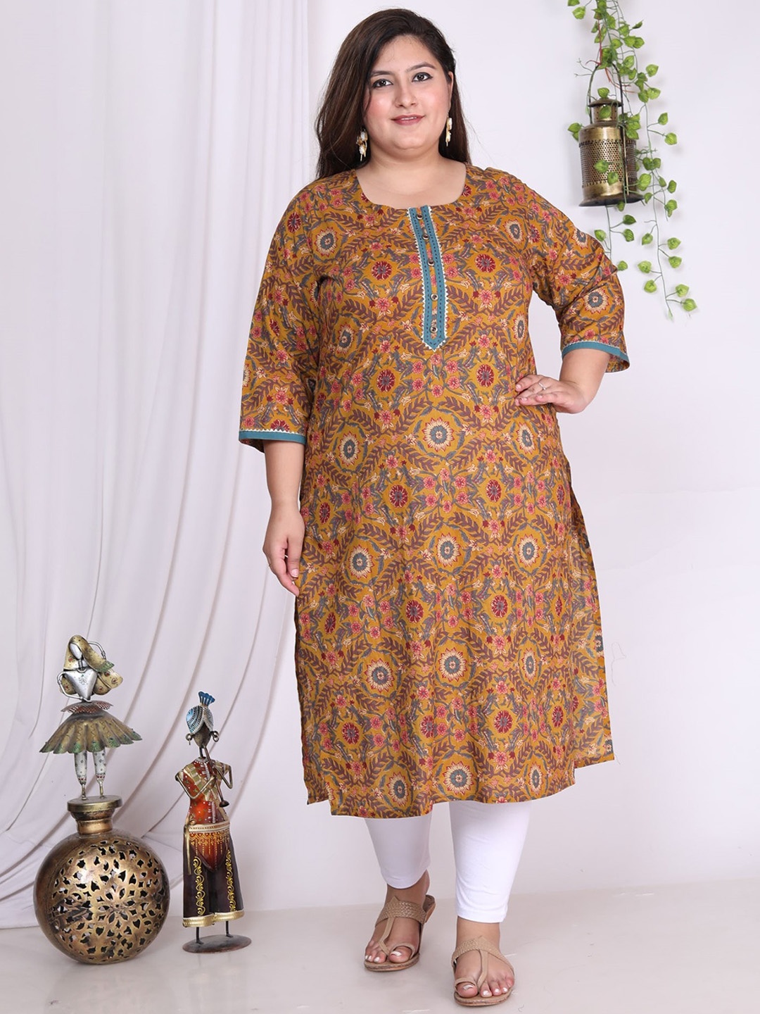 

KALINI Women Floral Printed Thread Work Floral Kurta, Yellow
