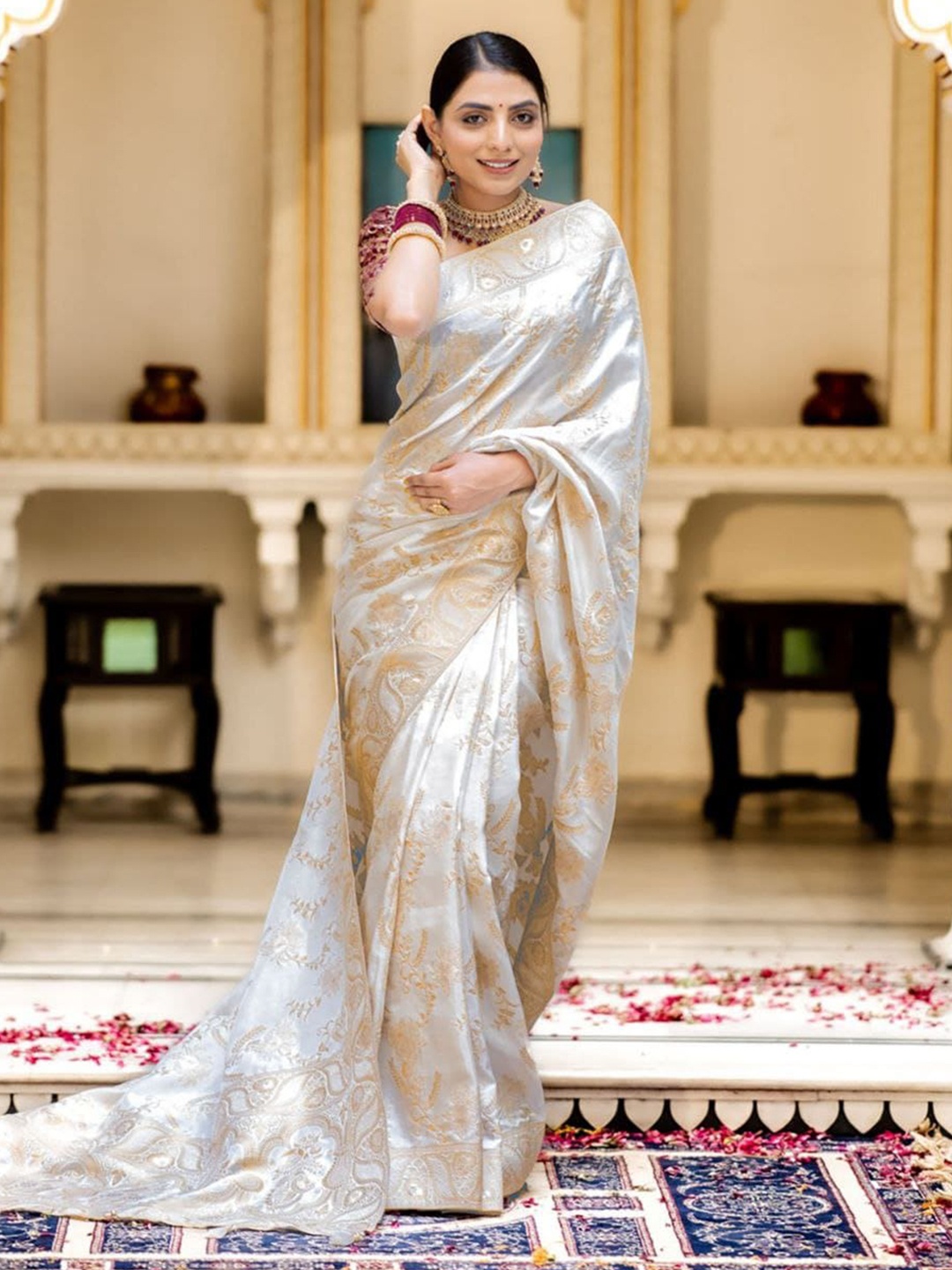 

S.K.C Woven Design Zari Banarasi Pure Silk Saree, White