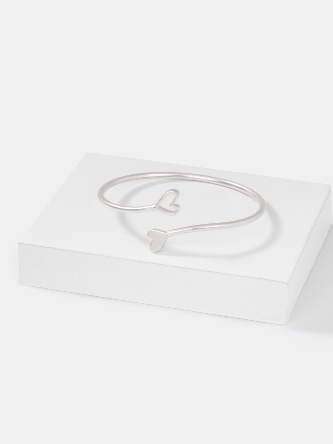 

SHAYA 925 Sterling Silver Bangle-Style Bracelet