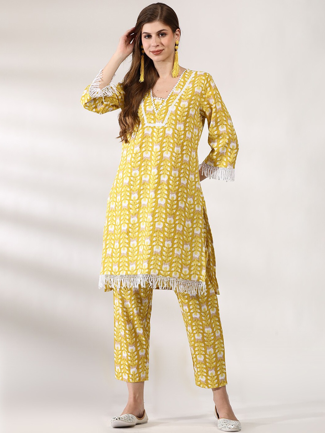 

Anouk Ethnic Motifs Printed Regular Kantha Work Pure Cotton Kurta with Trousers, Yellow