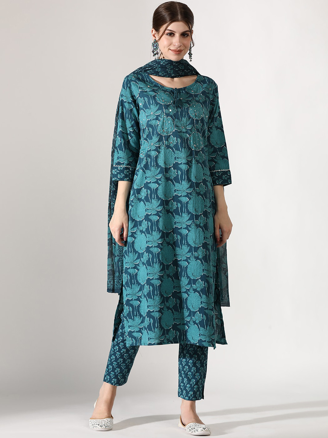 

Anouk Floral Printed Tie-Up Neck Thread Work Pure Cotton Kurta with Trousers & Dupatta, Teal