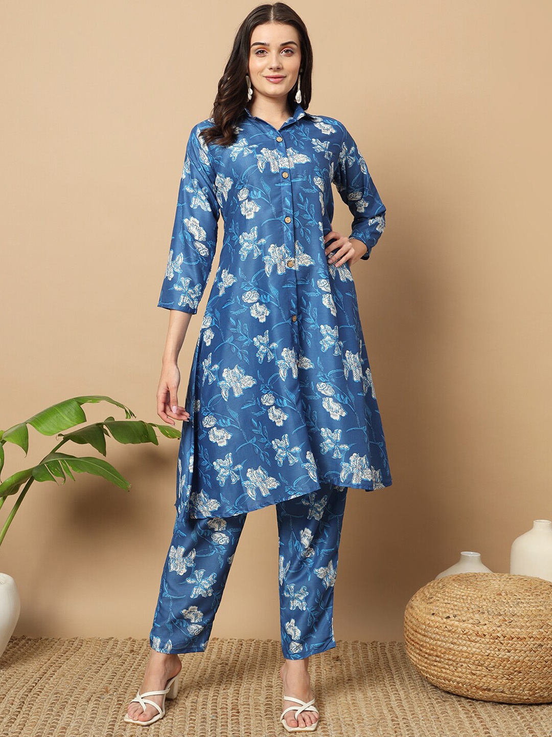 

MORLY Shirt Collar Ethnic Motifs Printed Anarkali Kurta with Dhoti Pant, Navy blue