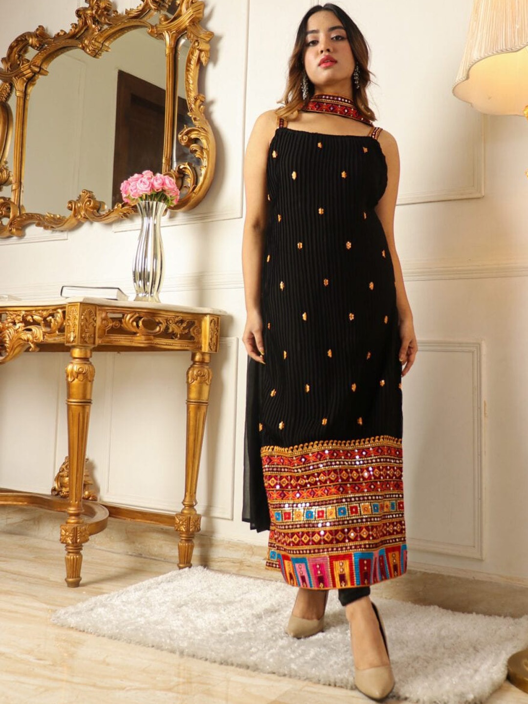 

Fashionuma Ethnic Motifs Embroidered Pleated Thread Work Kurta with Trousers & Dupatta, Black