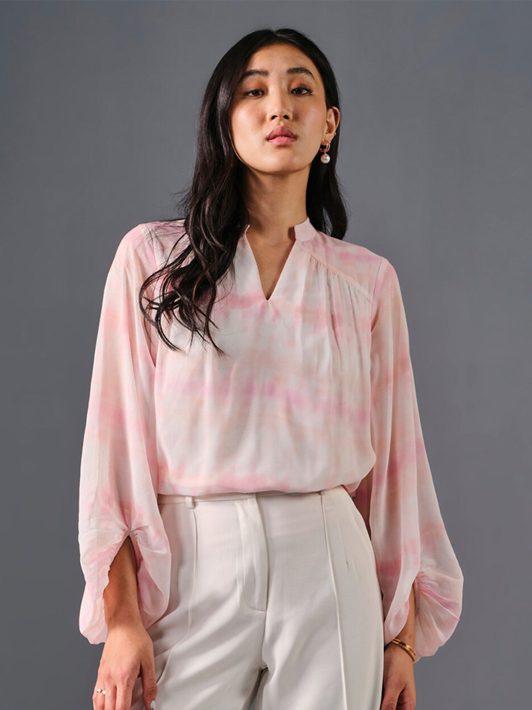 

AND Mandarin Collar Flared Sleeve Top, Peach