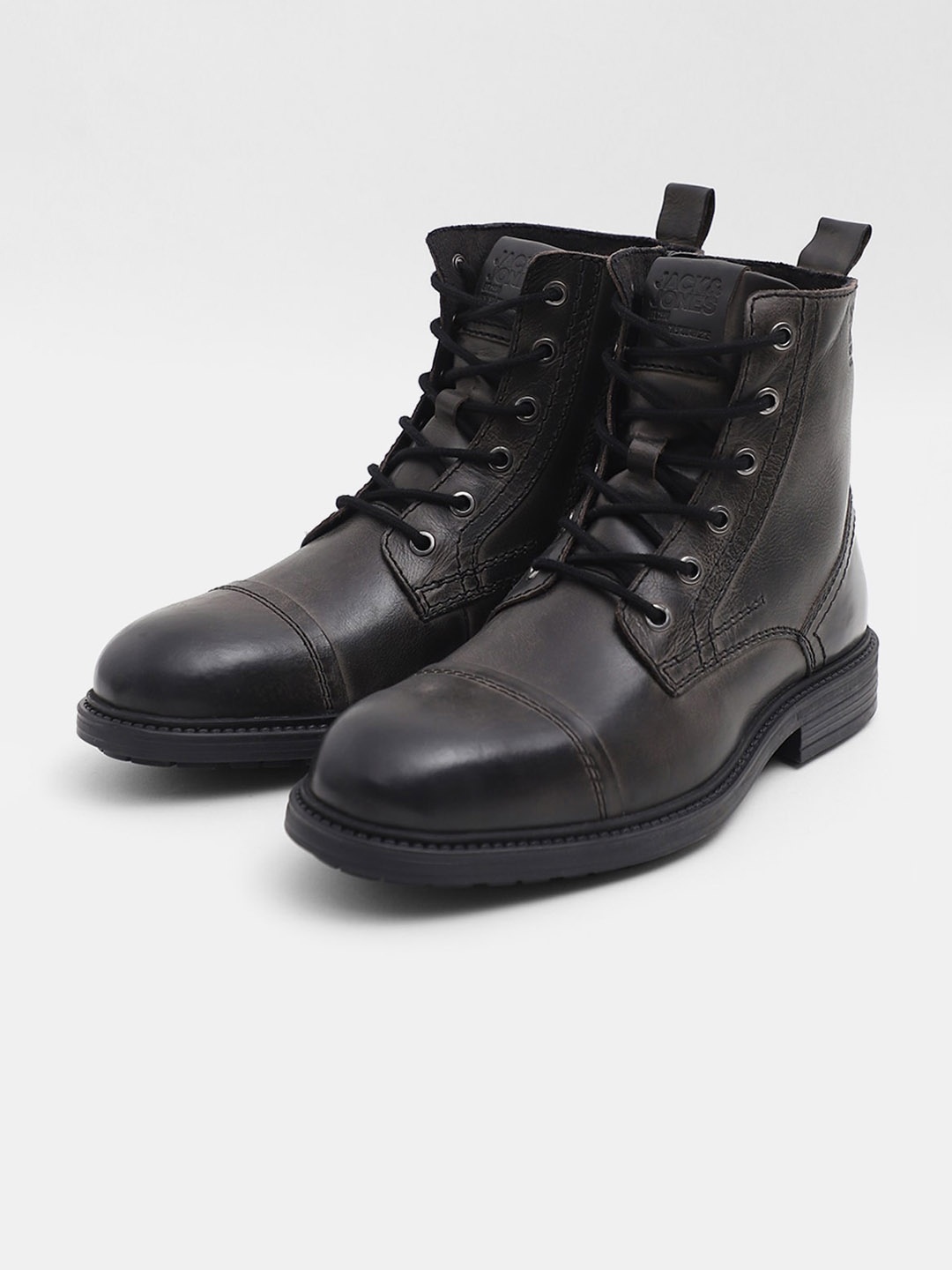 

Jack & Jones Men Leather Laced Up Boots, Black