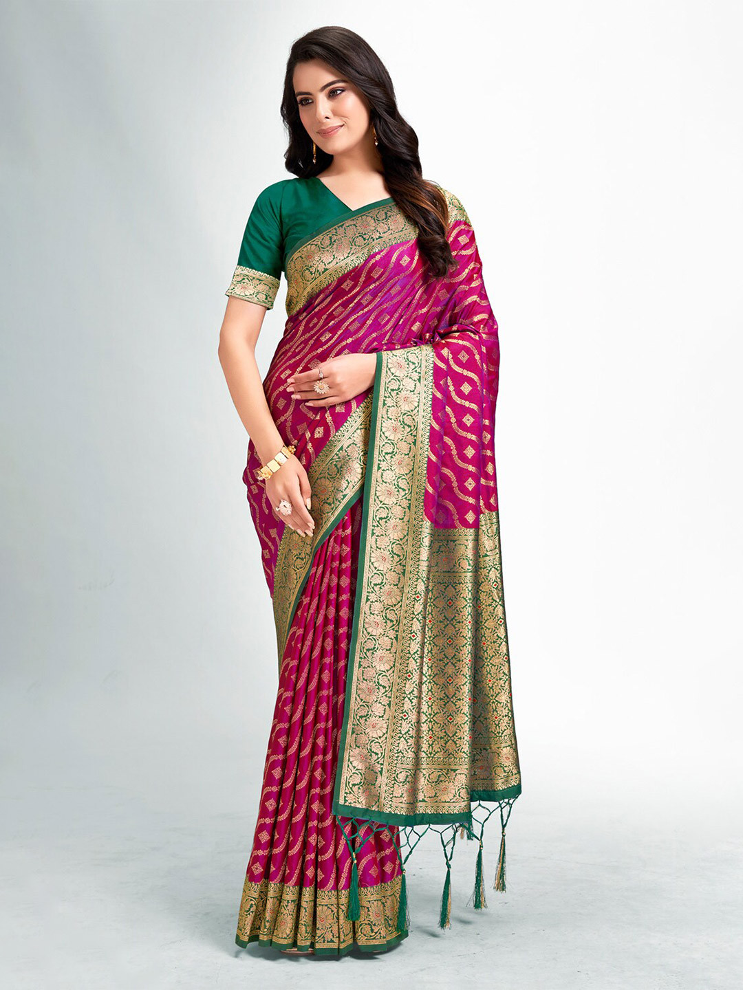 

Ishin Ethnic Woven Design Zari Saree, Purple