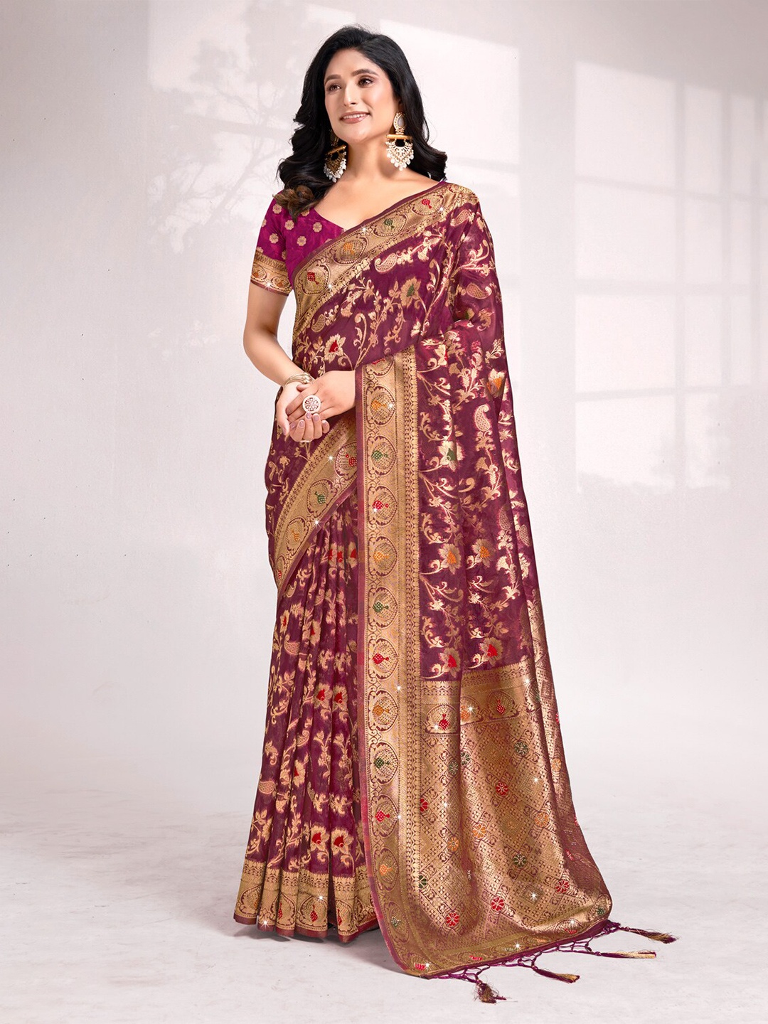 

Ishin Floral Woven Design Zari Organza Saree, Purple