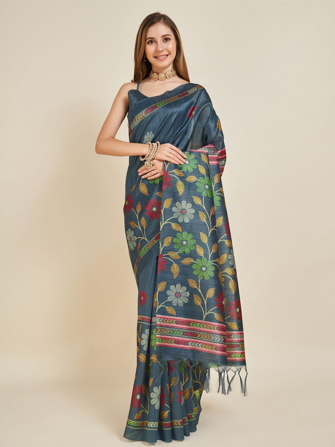 

Ishin Floral Printed Saree, Grey