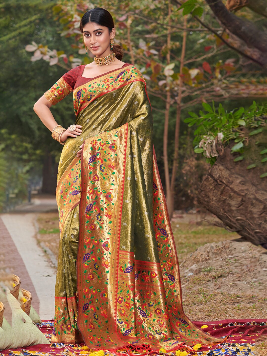 

Ishin Woven Design Zari Paithani Saree, Green