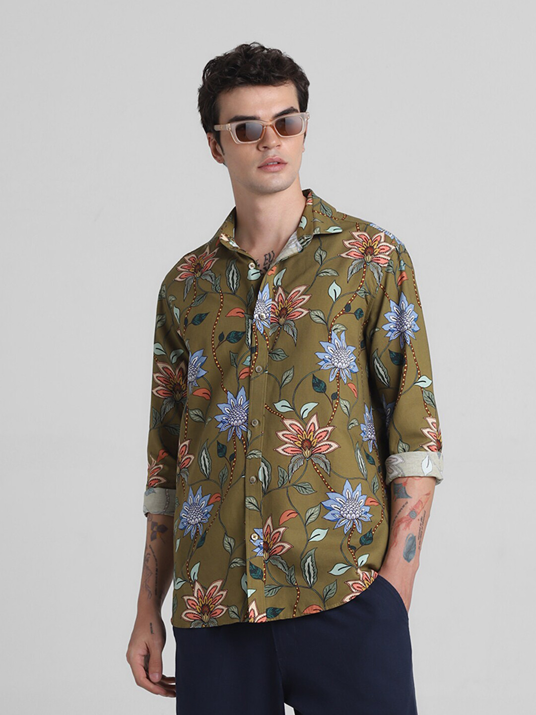 

Jack & Jones Men Floral Opaque Printed Casual Shirt, Green