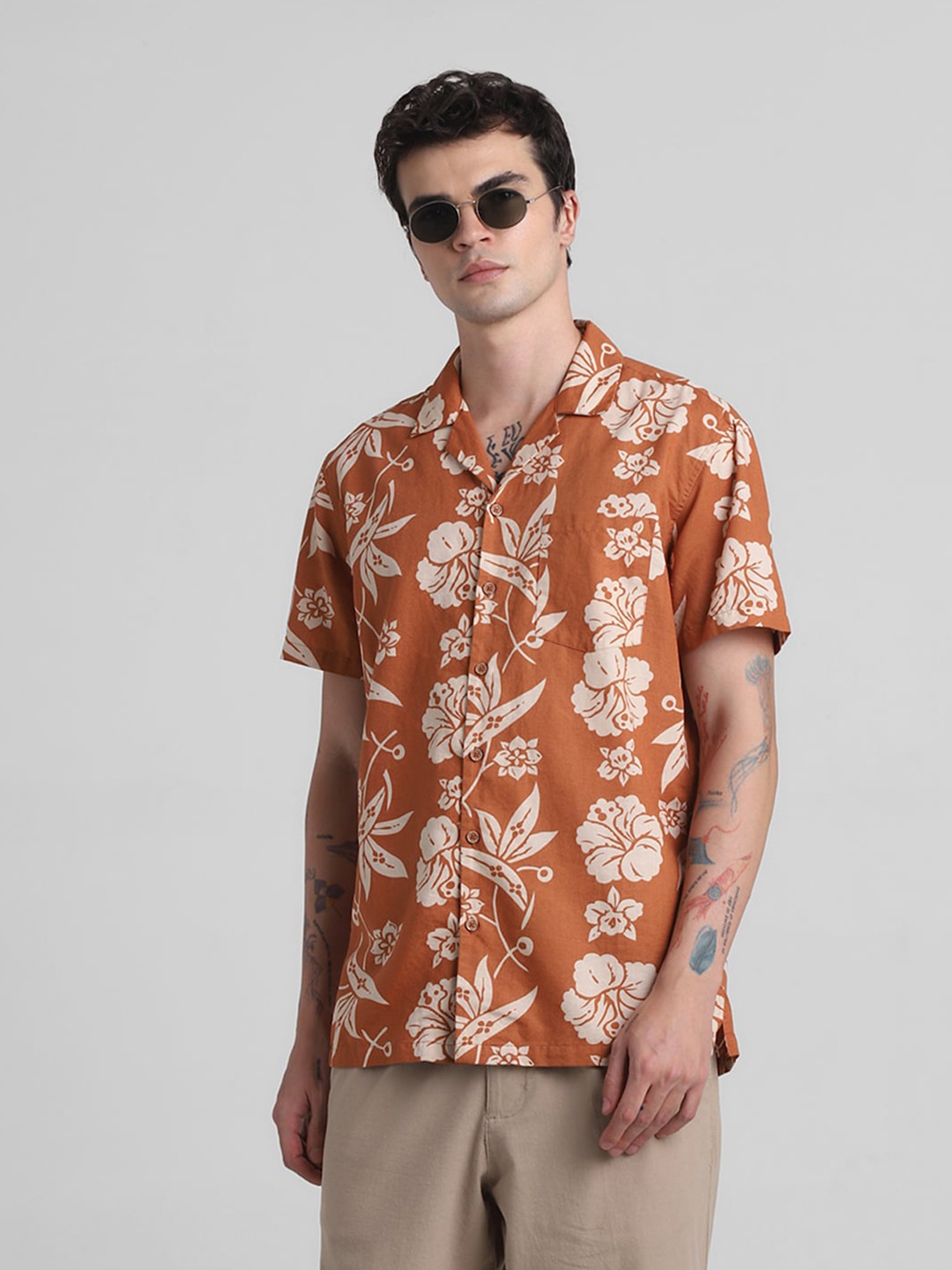 

Jack & Jones Men Floral Opaque Printed Casual Shirt, Orange