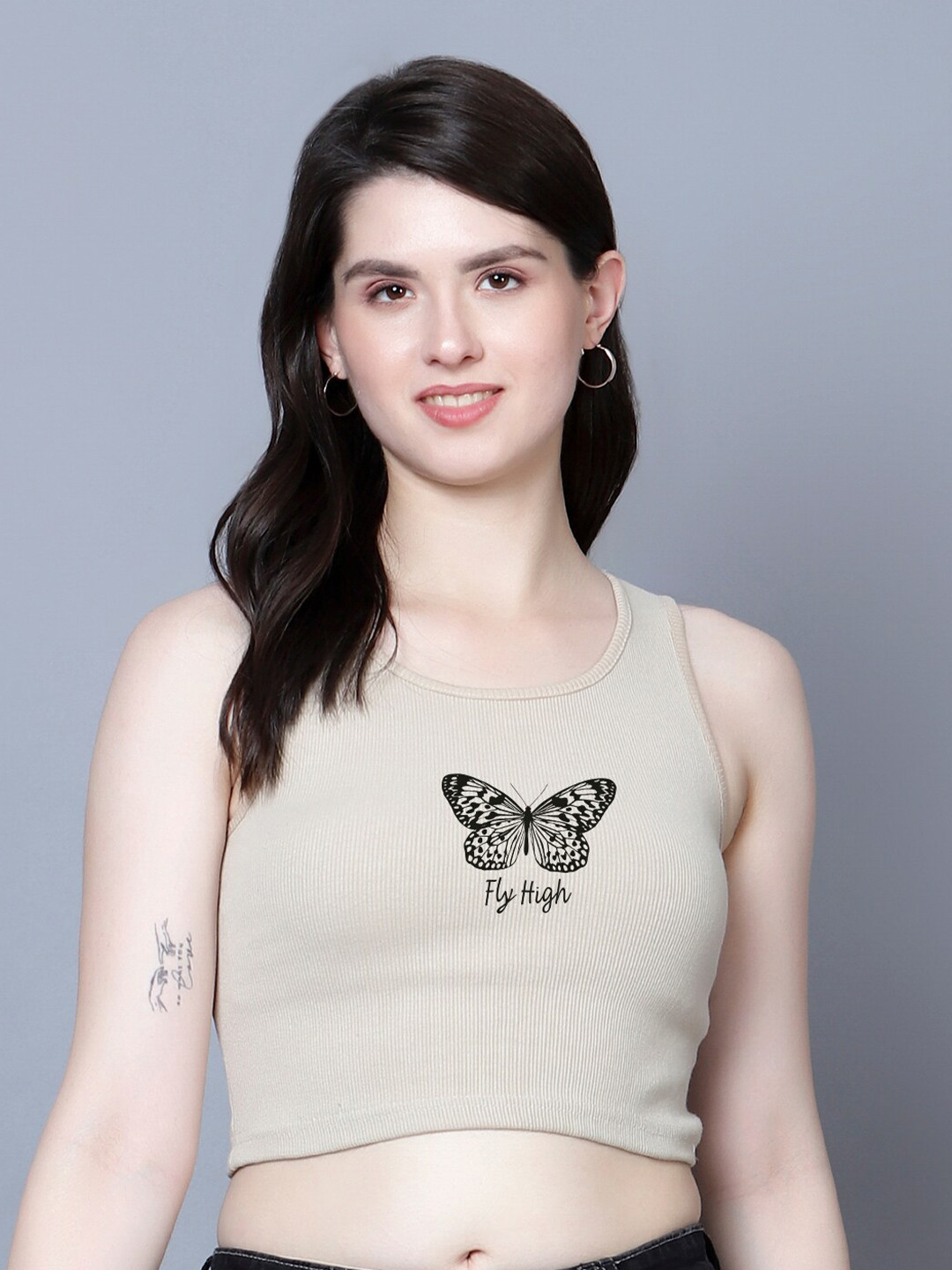 

Fashion And Youth Graphic Print Round Neck Sleeveless Crop Top, Beige