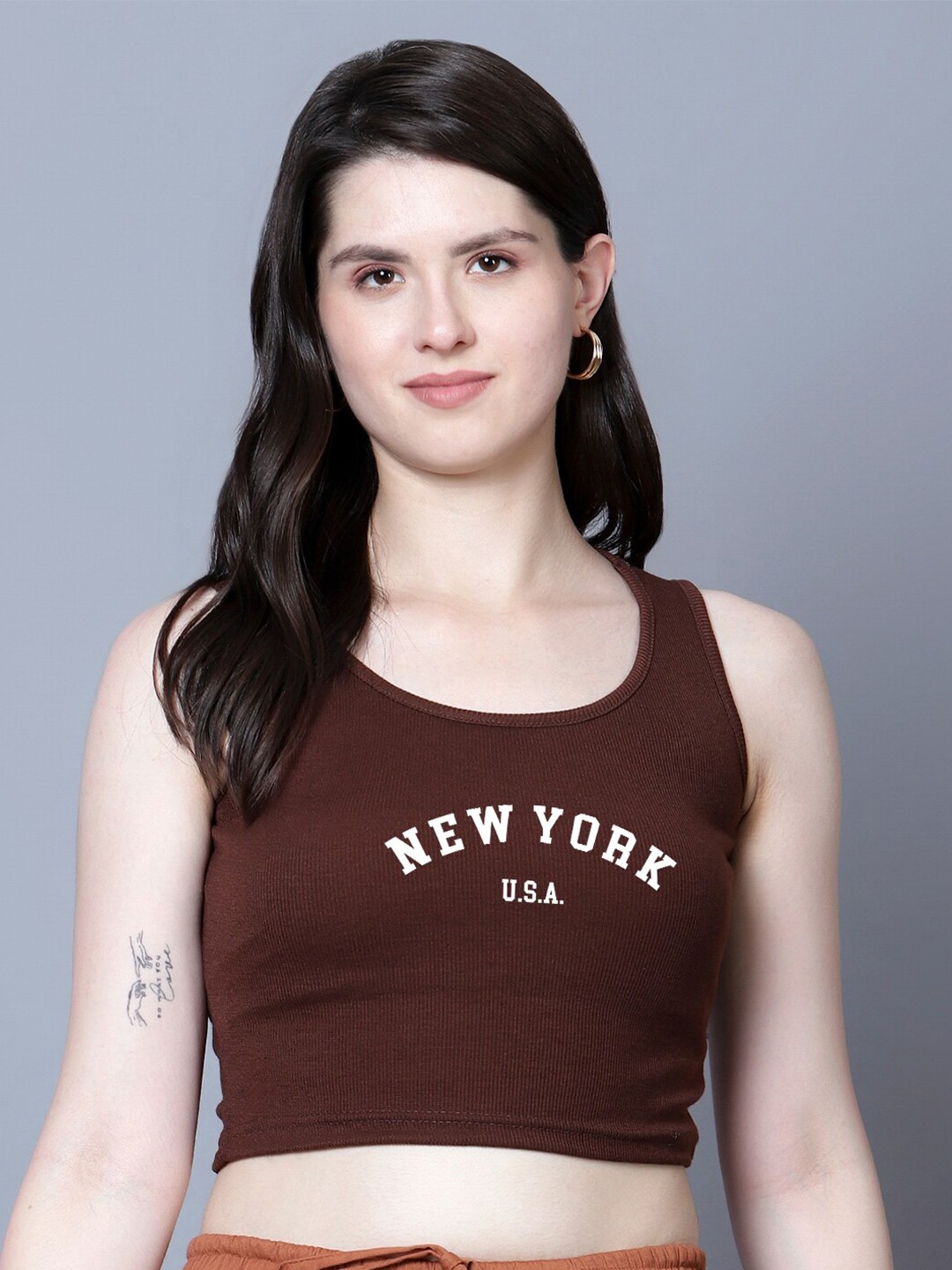 

Fashion And Youth Print Crop Top, Coffee brown