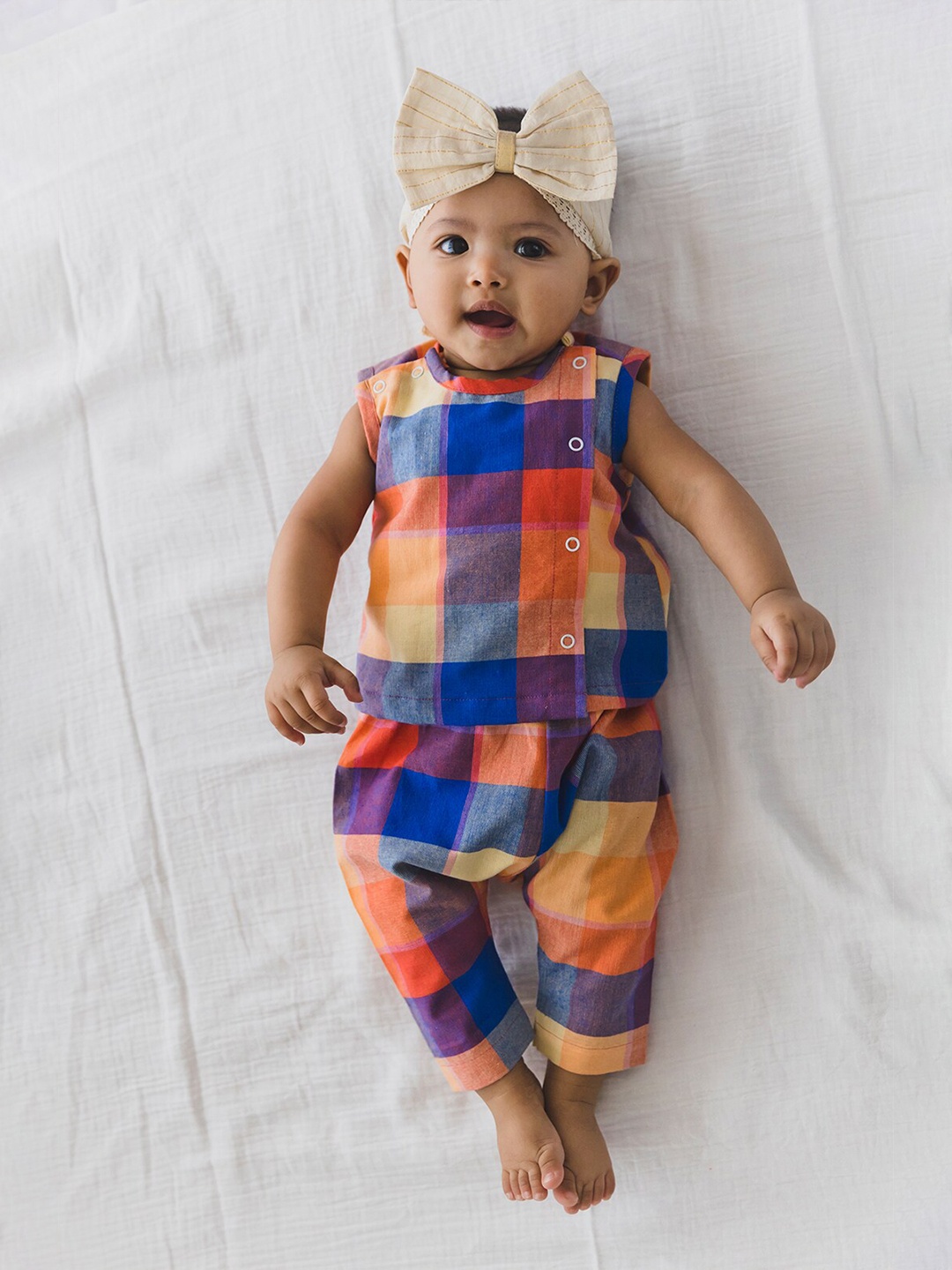 

Tiber Taber Infants Printed Pure Cotton Sleeveless Top With Trousers, Blue