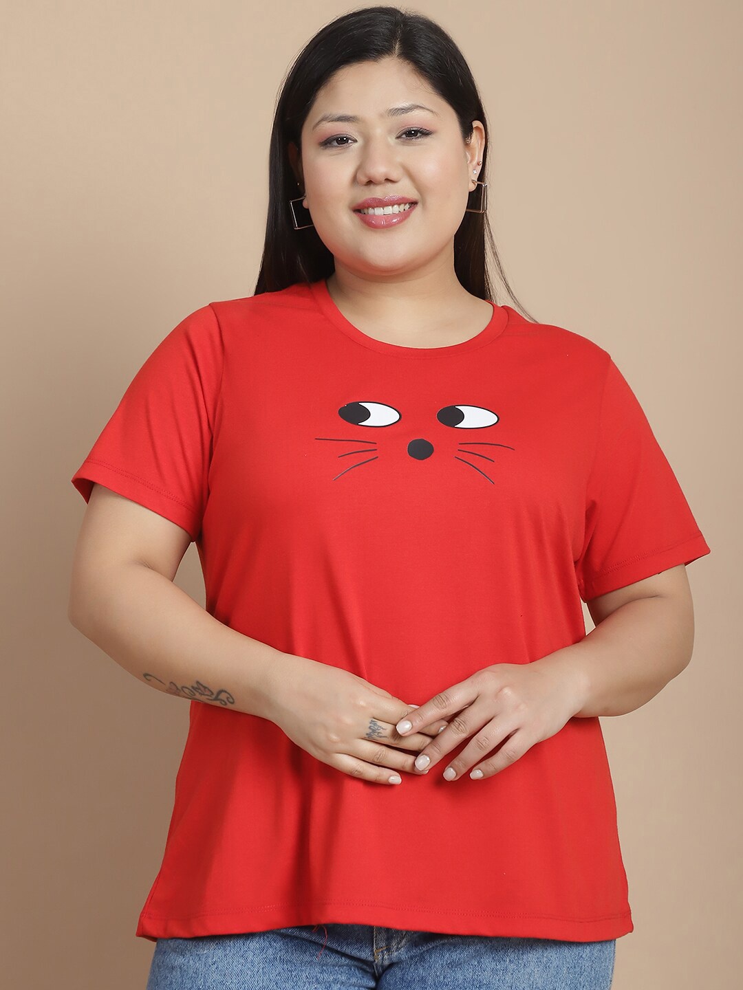 

Rute Women Applique T-shirt, Red
