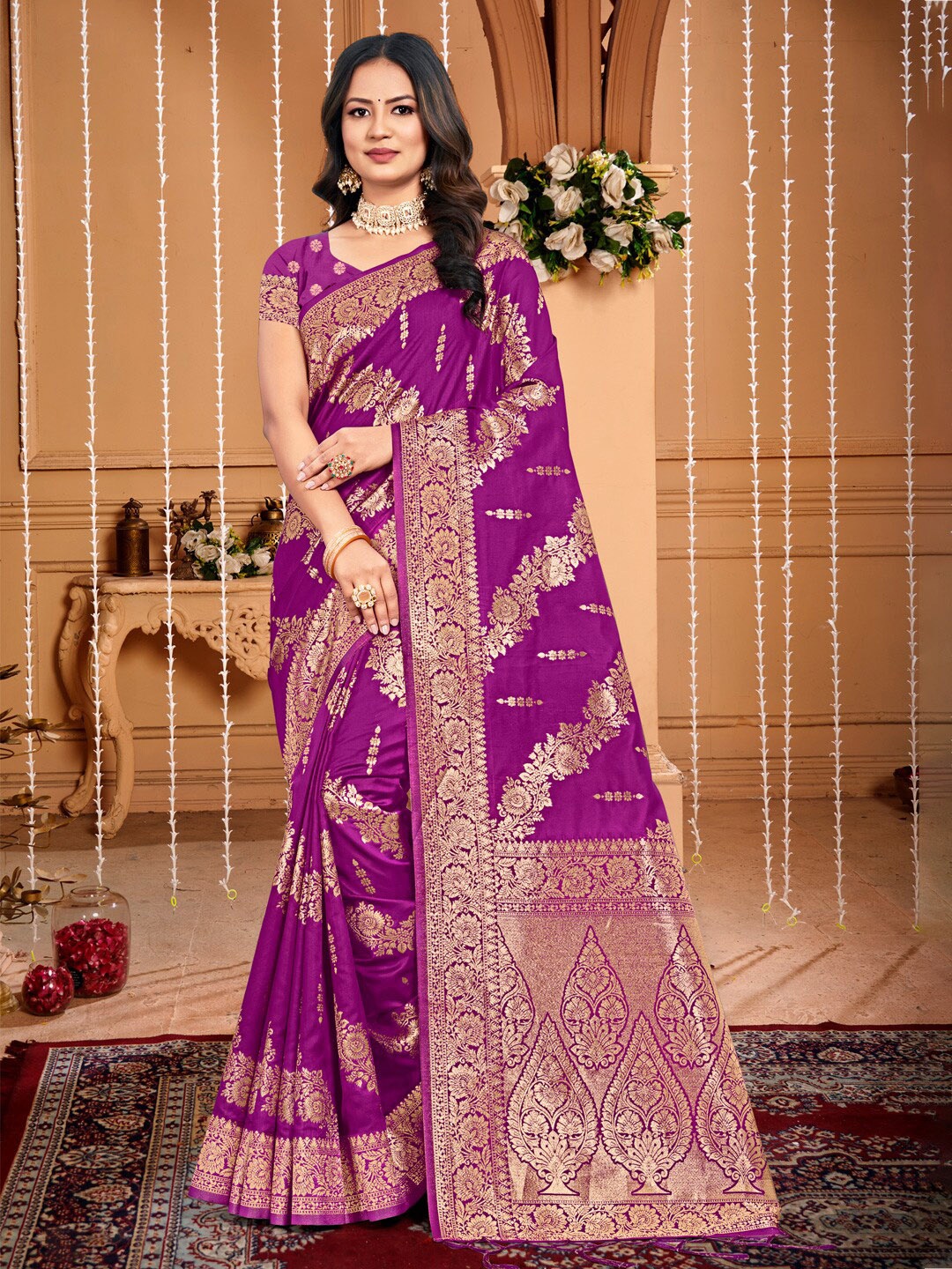 

SANGAM PRINTS Woven Design Zari Saree, Purple