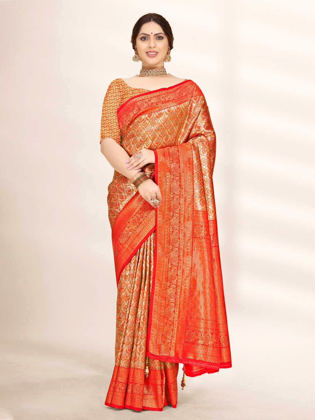 

SANGAM PRINTS Floral Zari Woven Design Saree, Orange