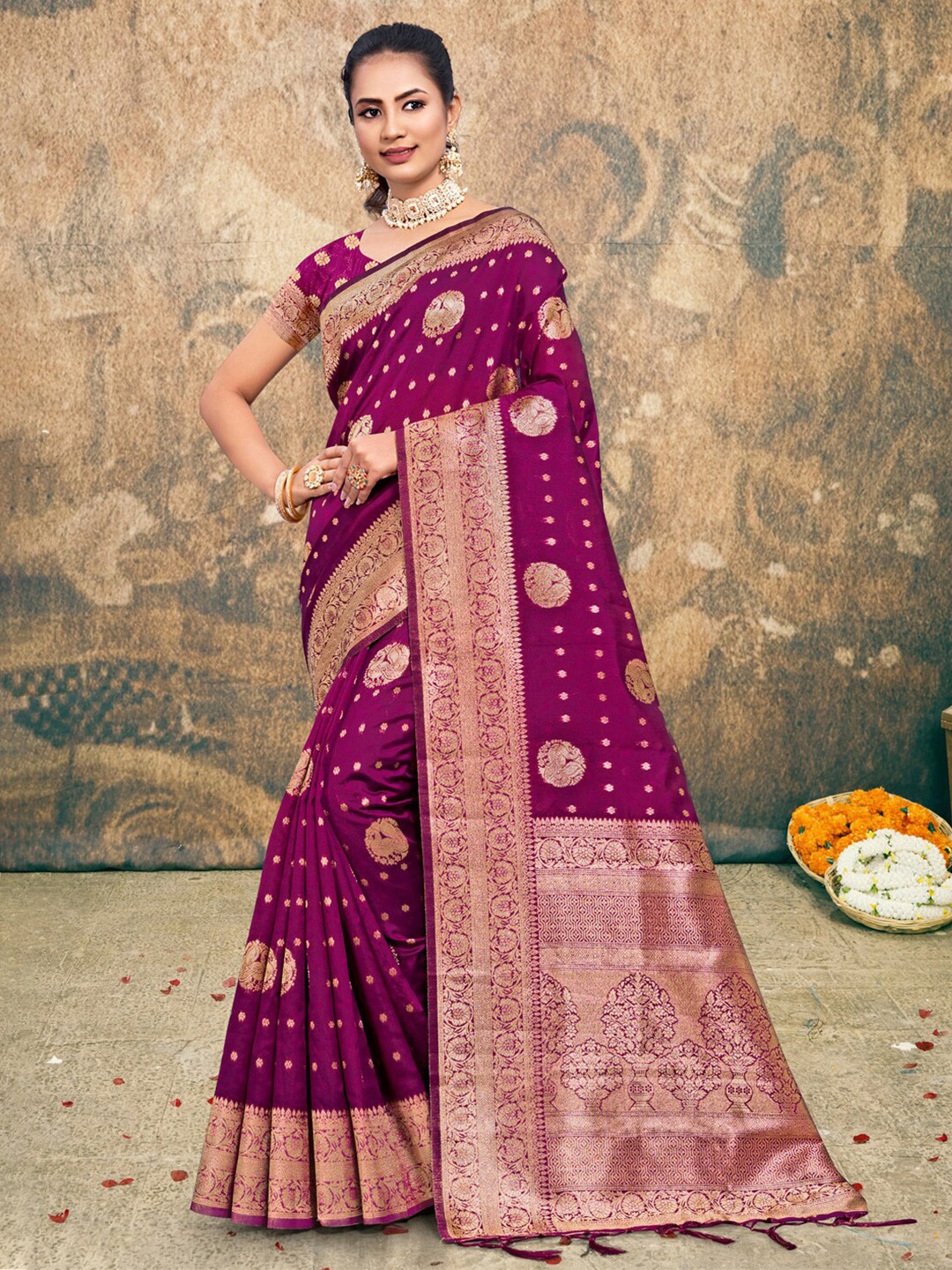 

SANGAM PRINTS Ethnic Motifs Woven Design Zari Silk Blend Saree, Purple