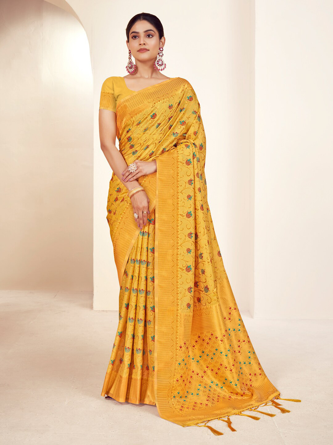 

SANGAM PRINTS Floral Woven Design Saree, Mustard