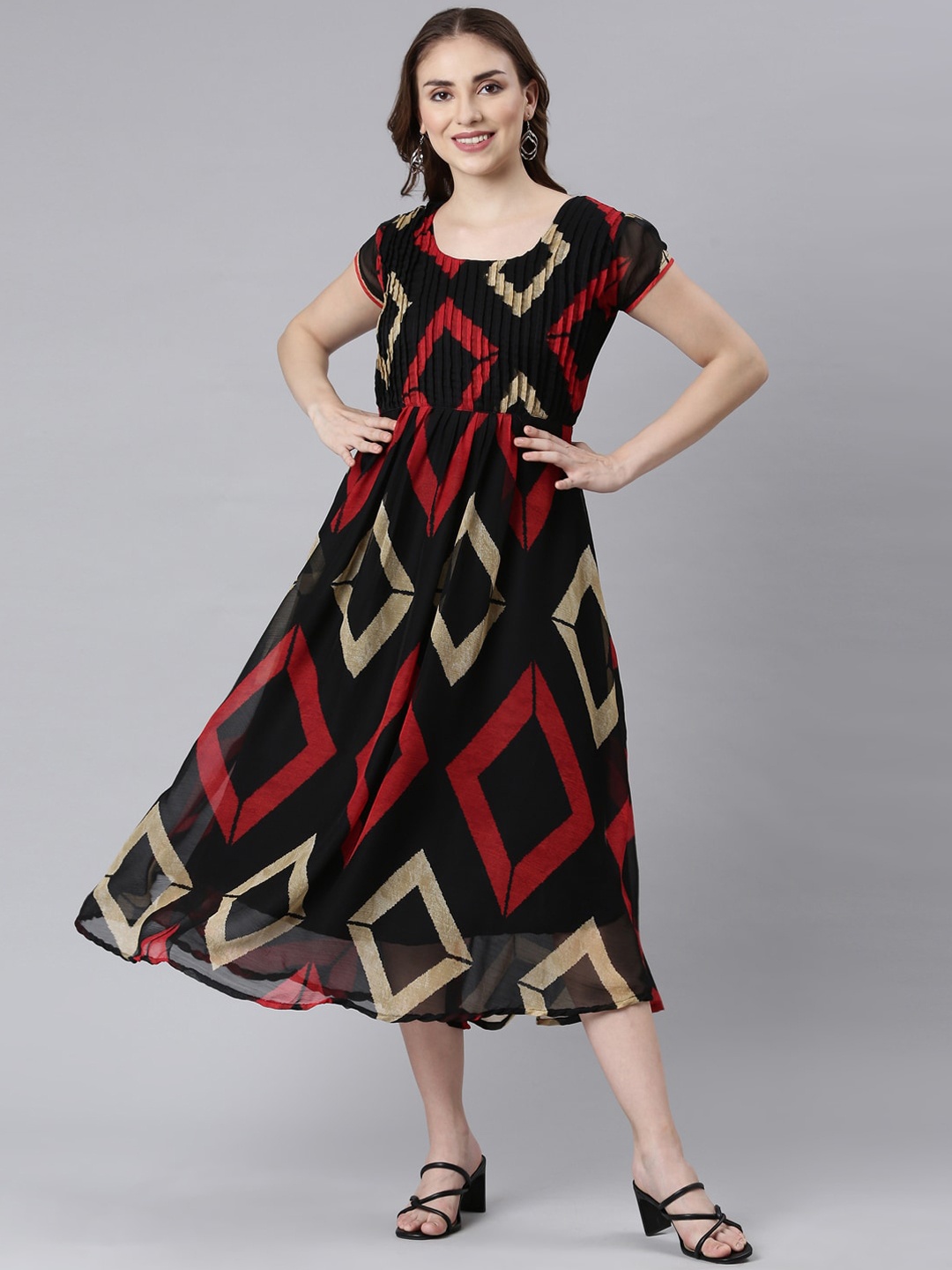 

Souchii Geometric Printed A-Line Midi Dress, Black