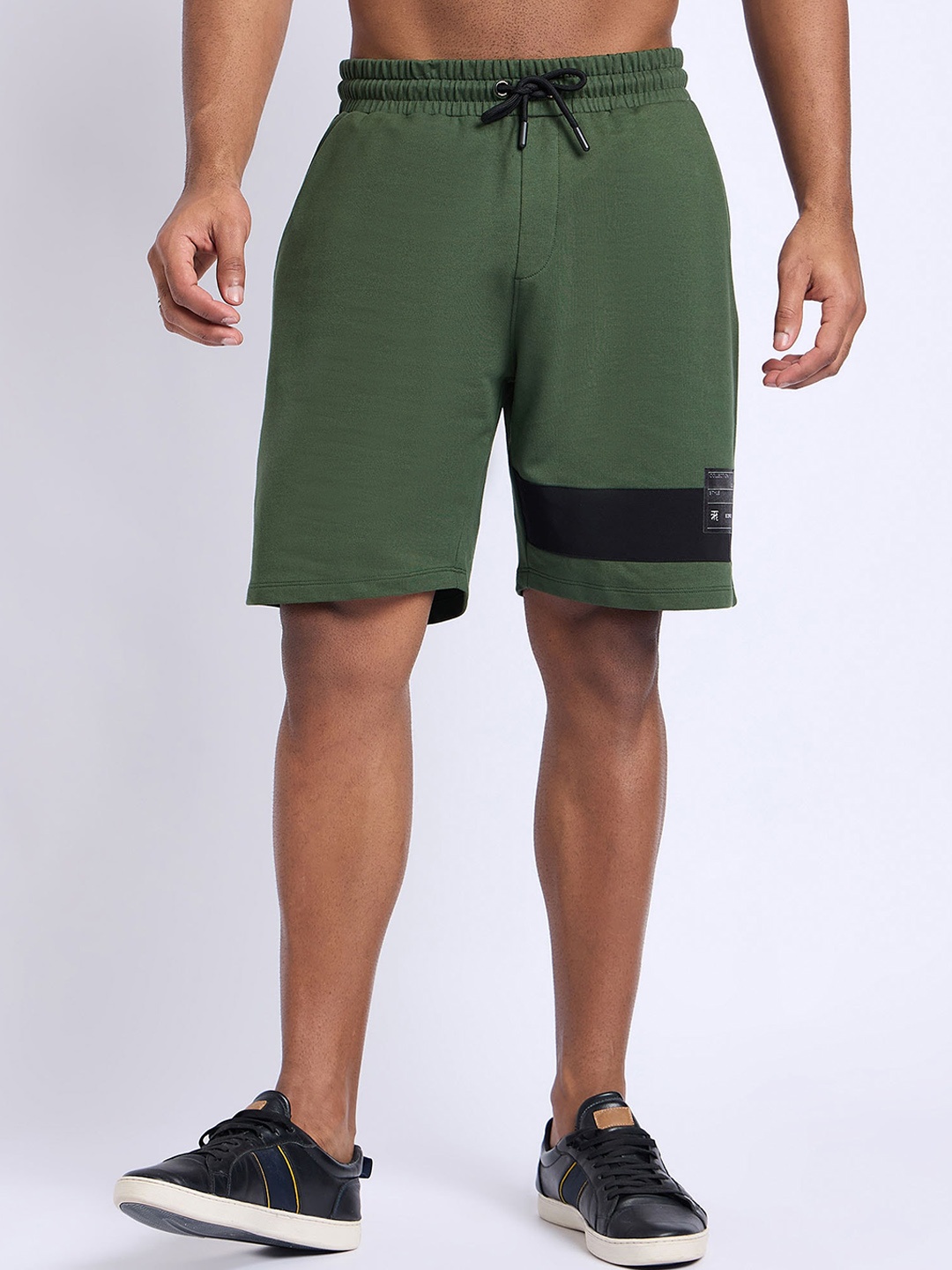 

EDRIO Men Solid Shorts With Drawstring Closure, Green