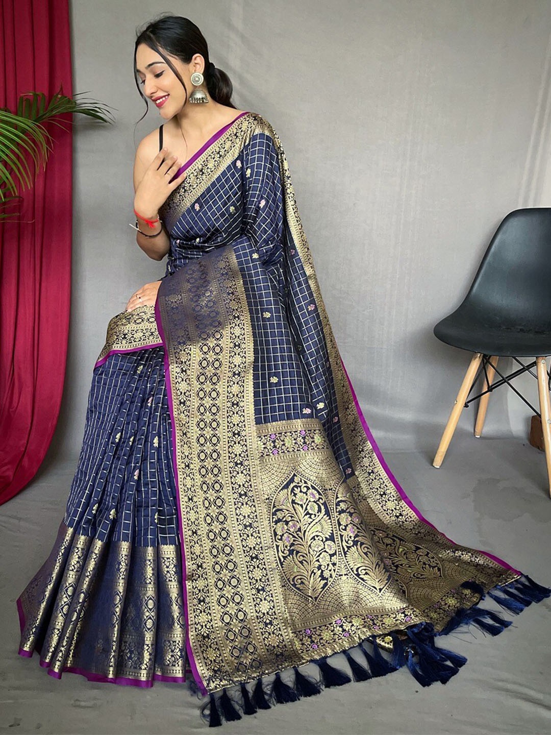 

SGF11 Woven Design Pure Zari Heavy Work Kanjeevaram Silk Saree, Blue