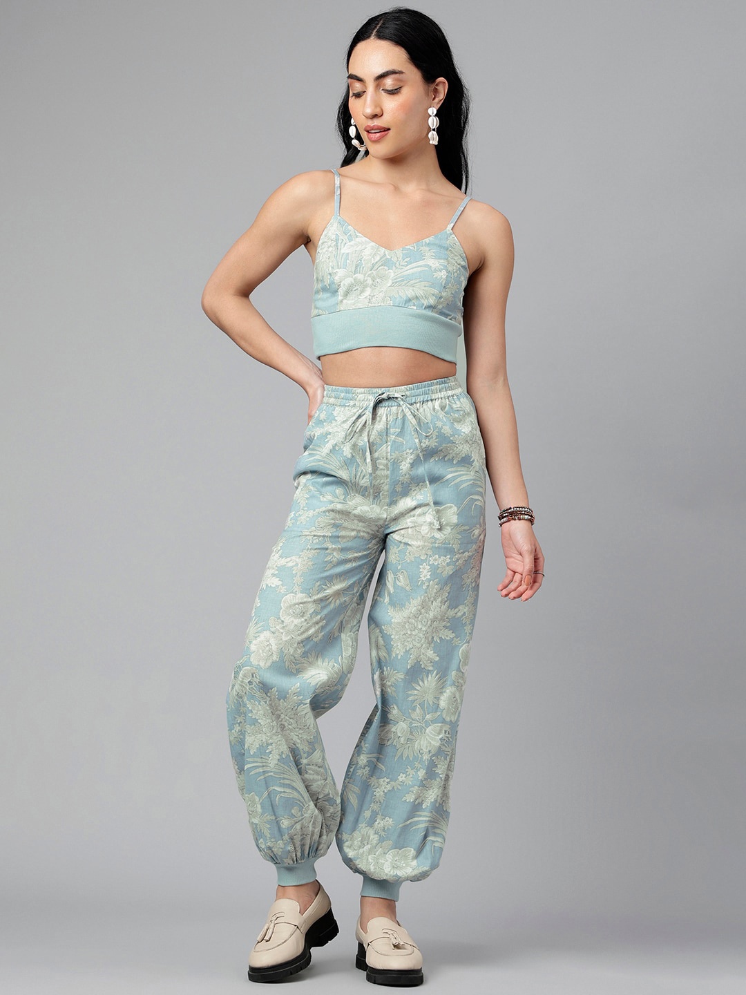 

I Love She Women Floral Printed Relaxed High-Rise Trousers, Blue
