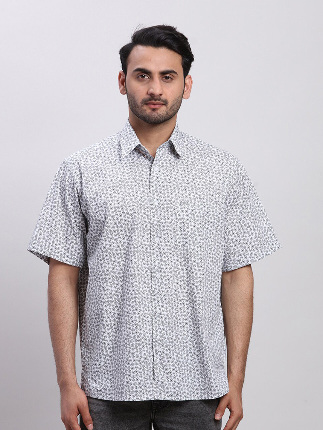 

ColorPlus Men Opaque Printed Casual Shirt, Grey