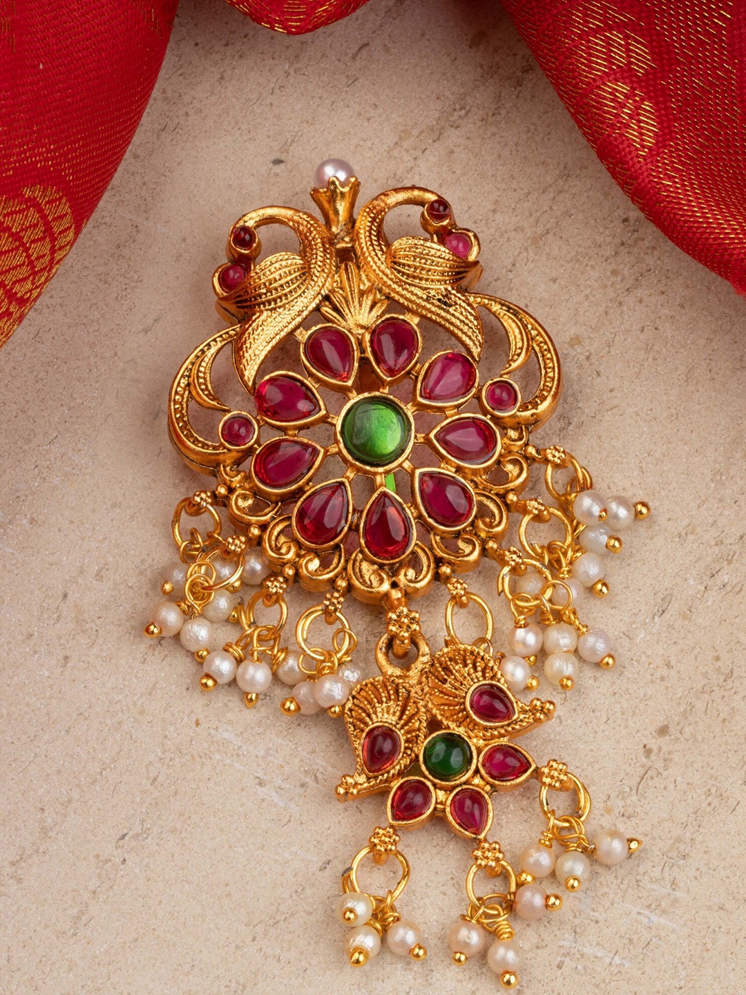 

Mirraw Gold-Plated Stone-Studded & Beaded Hair Pin