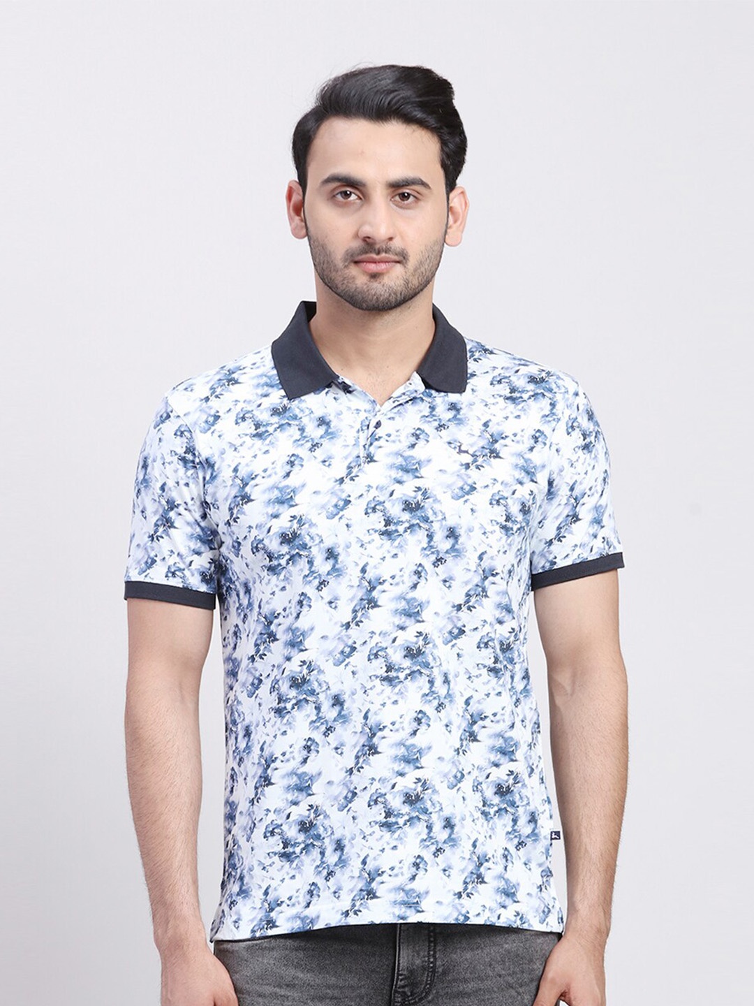 

Parx Men Floral Printed Polo Collar Pockets T-shirt, Blue