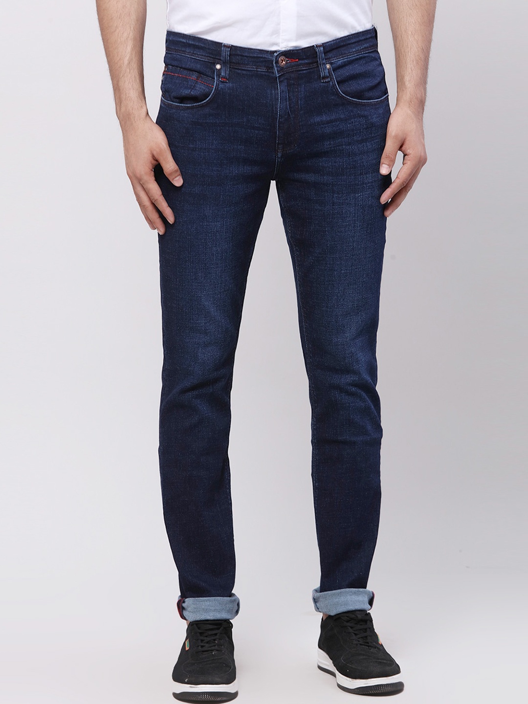 

Raymond Men Slim-Fit Mid-Rise Light Fade Clean Look Jeans, Blue