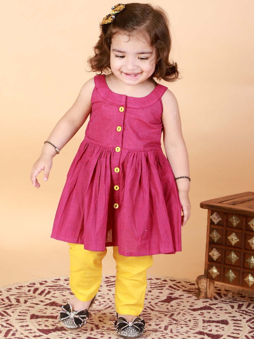 

VASTRAMAY Girls Striped Empire Pure Cotton Kurta with Pyjama, Purple
