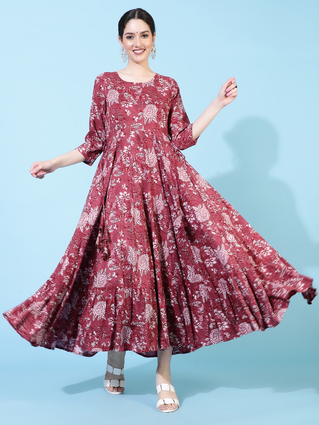 

GULMOHAR JAIPUR Women Floral Printed Mirror Work Anarkali Kurta, Maroon