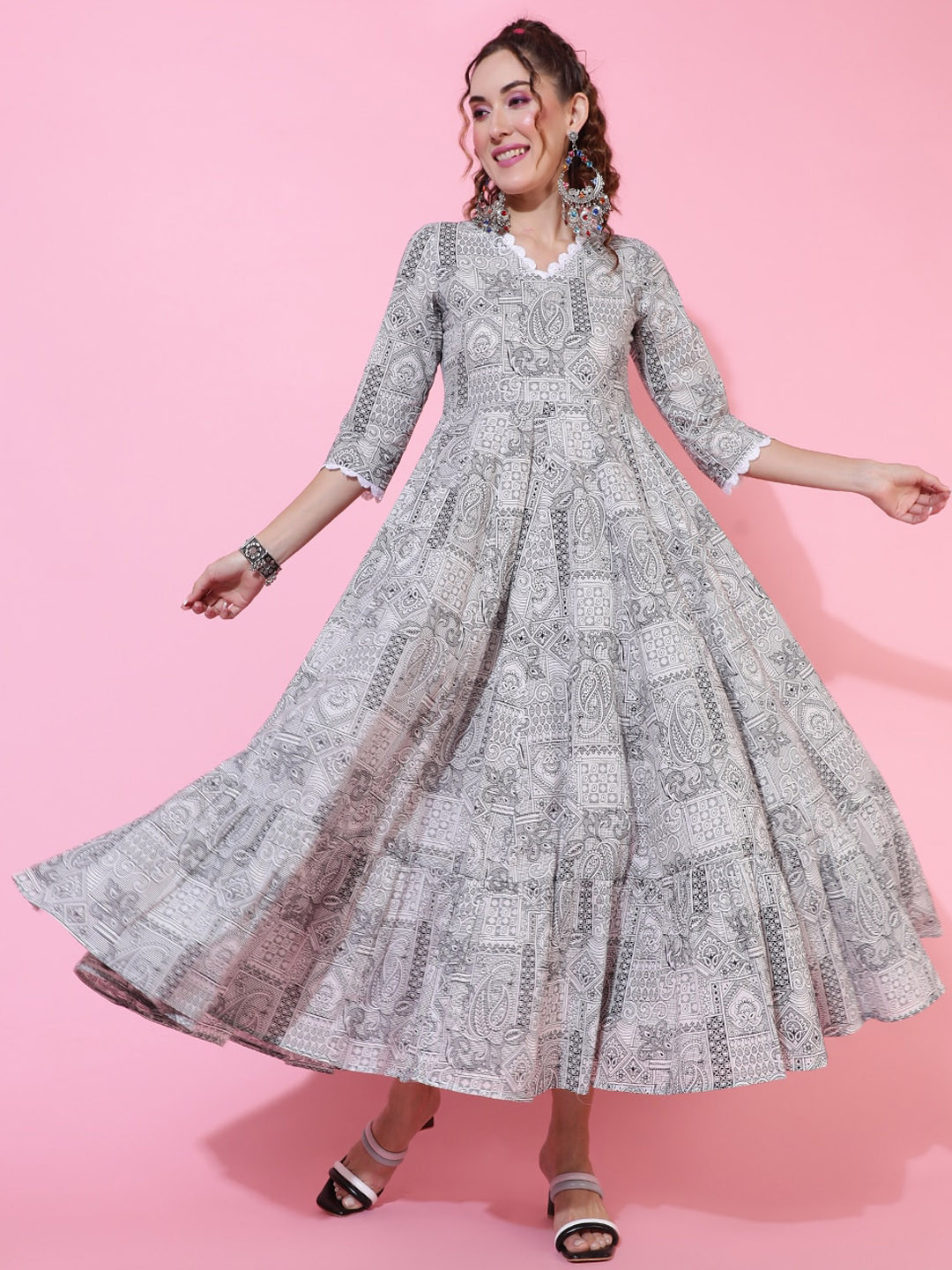 

GULMOHAR JAIPUR Women Quirky Checked Flared Sleeves Mirror Work Anarkali Kurta, Black