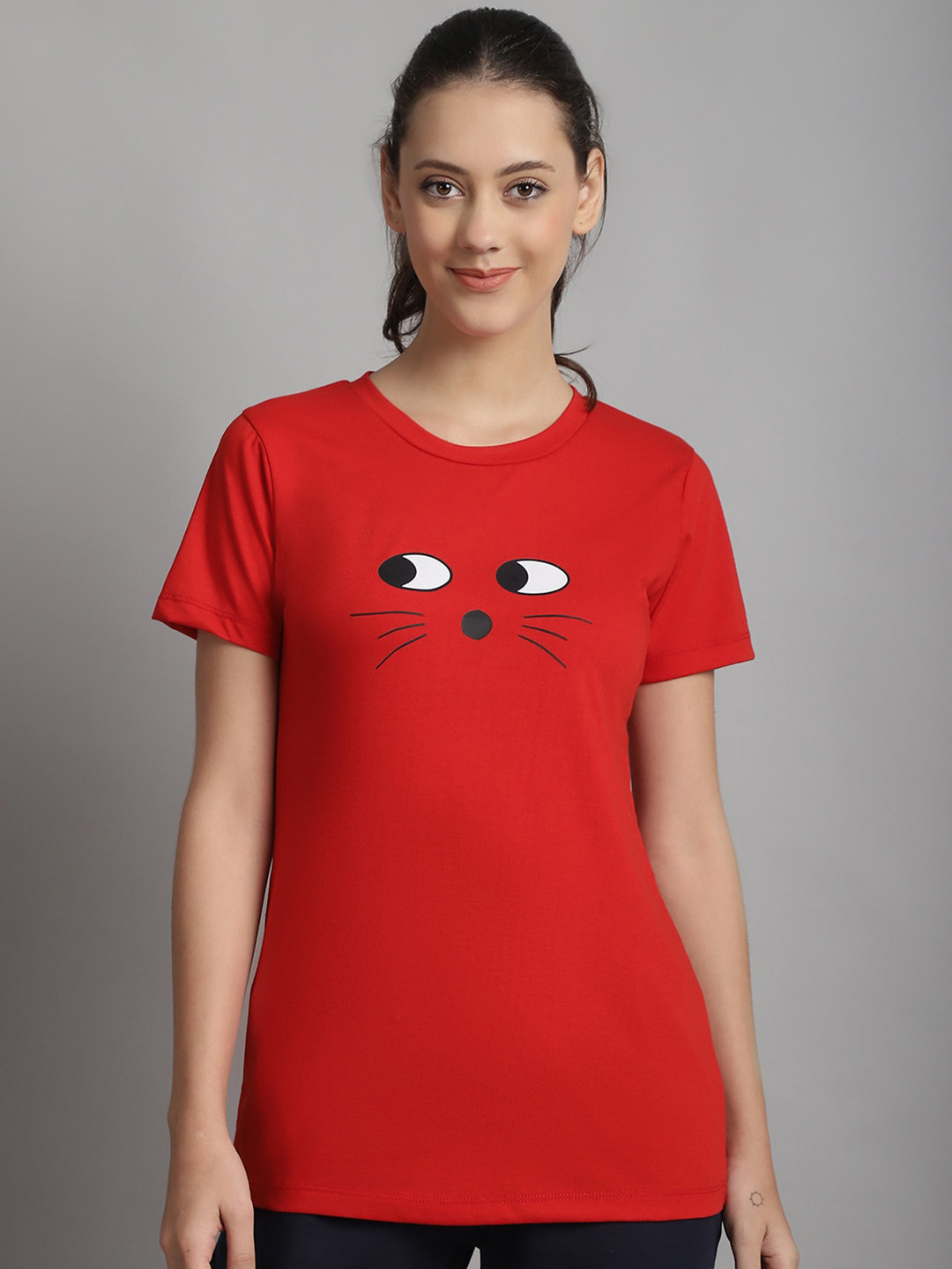 

Rute Women Printed Applique T-shirt, Red