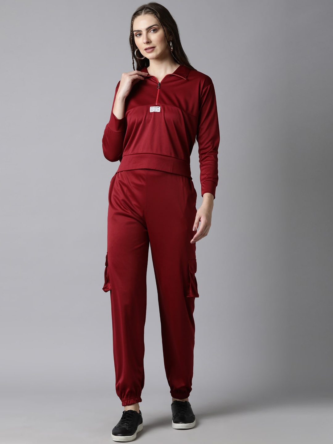 

Bailey sells Shirt Collar Sweatshirt With Joggers, Red