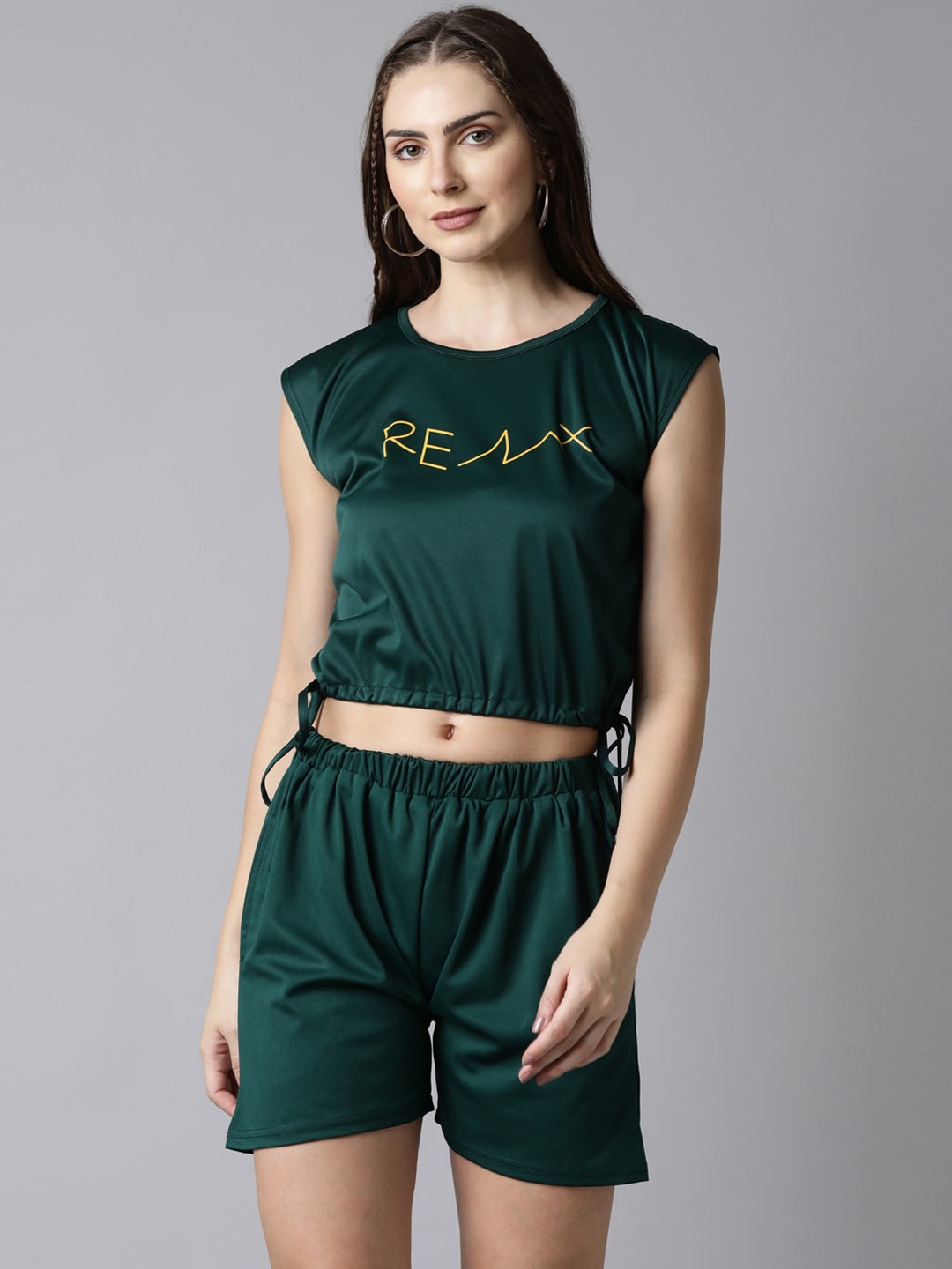 

Bailey sells Printed Crop Top With Shorts, Green