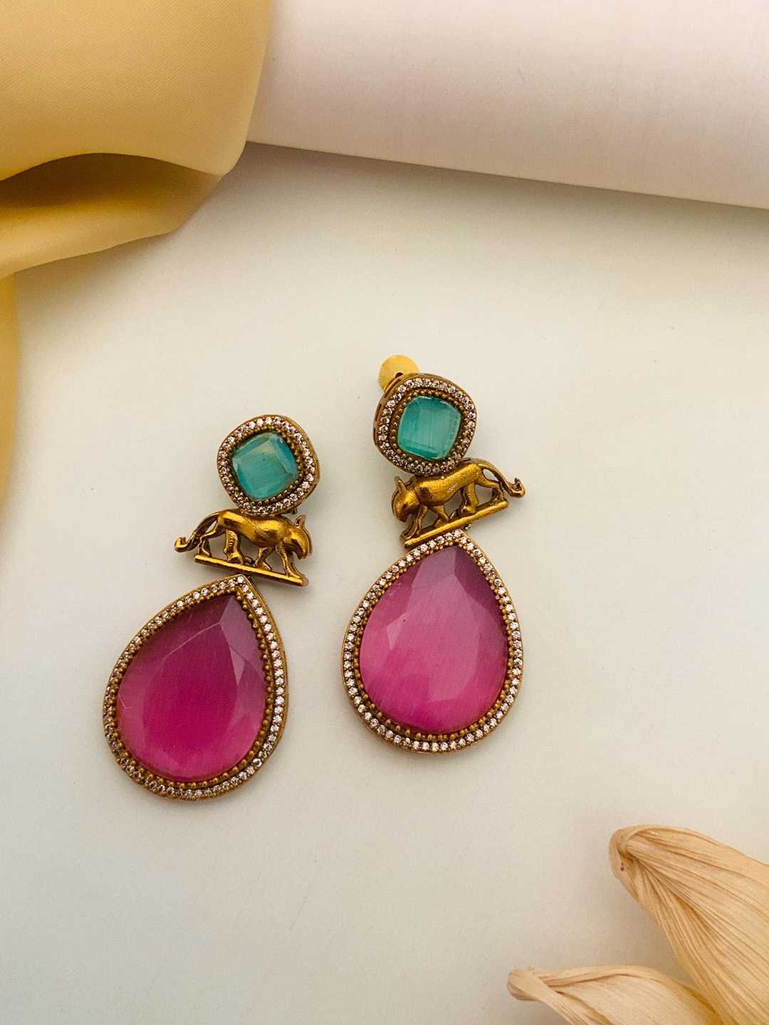 

ABDESIGNS Classic Drop Earrings, Gold