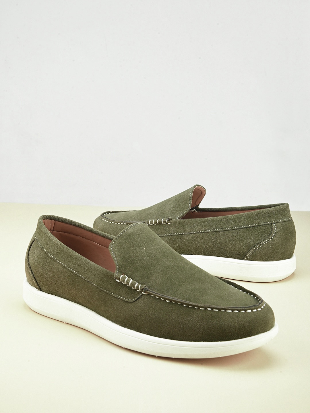 

Mast & Harbour Men Colourblocked Loafers, Olive