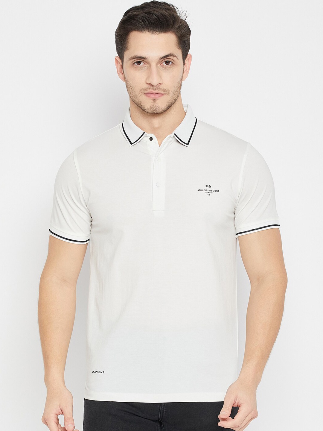 

Okane Men Polo Collar Applique T-shirt, Off white