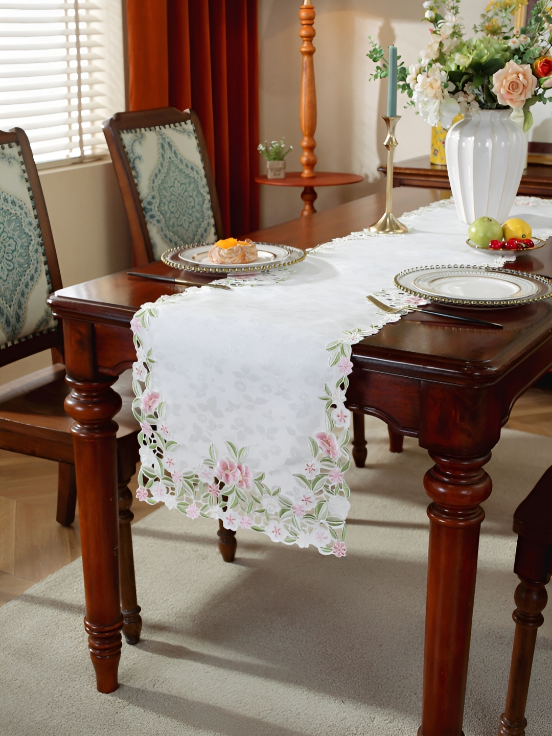 

TANLOOMS White & Pink Floral Designed Satin Table Runner