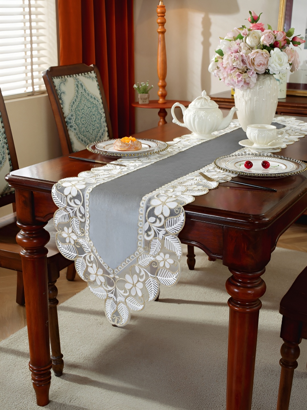 TANLOOMS Grey & White Floral Designed Velvet Table Runner